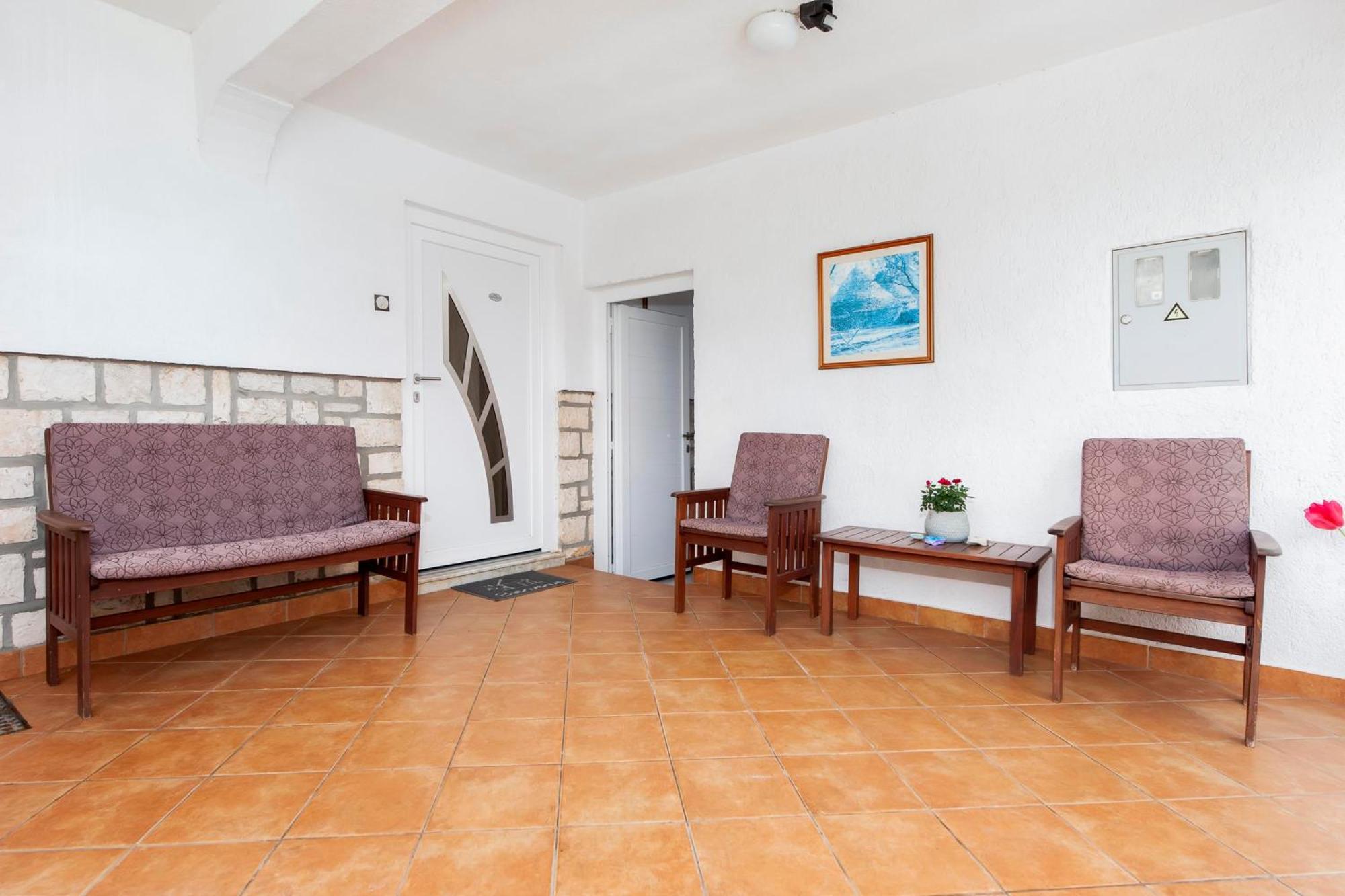 Apartments And Room Silvana 罗维尼 外观 照片