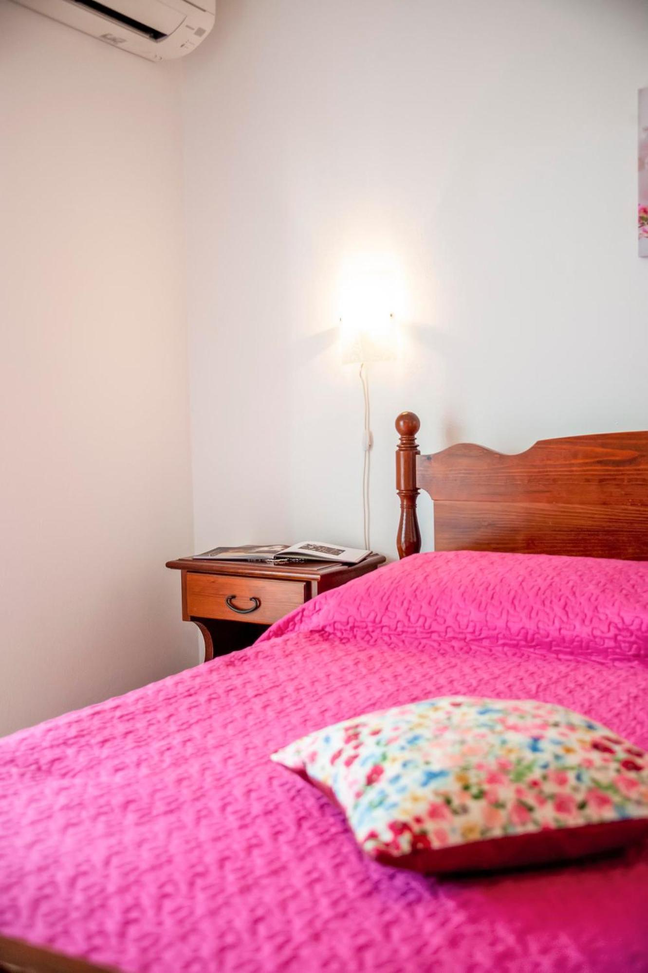 Apartments And Room Silvana 罗维尼 客房 照片