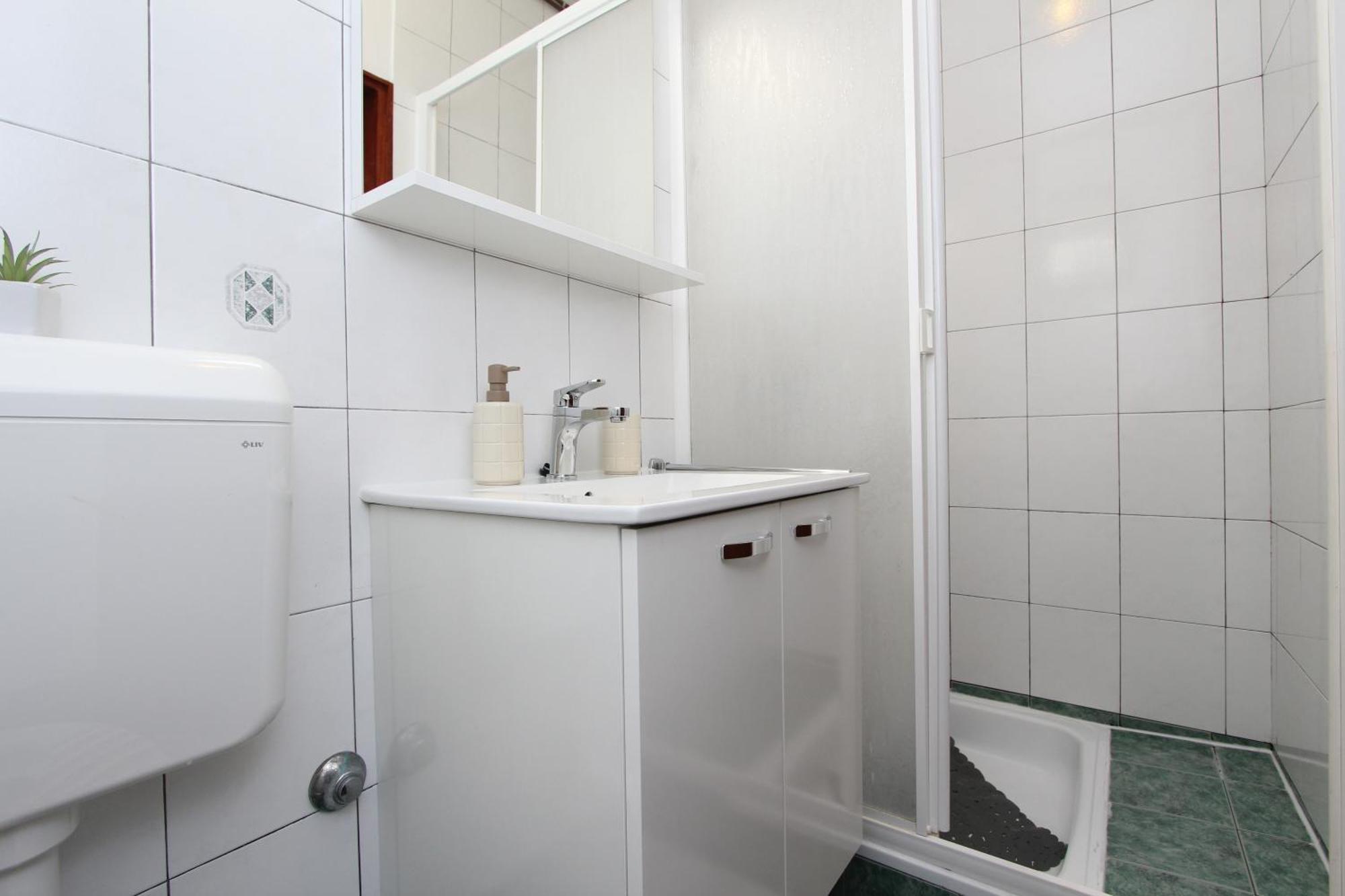Apartments And Room Silvana 罗维尼 外观 照片